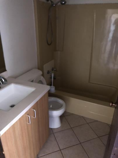 535 Coyne Street - Photo 3 of 6