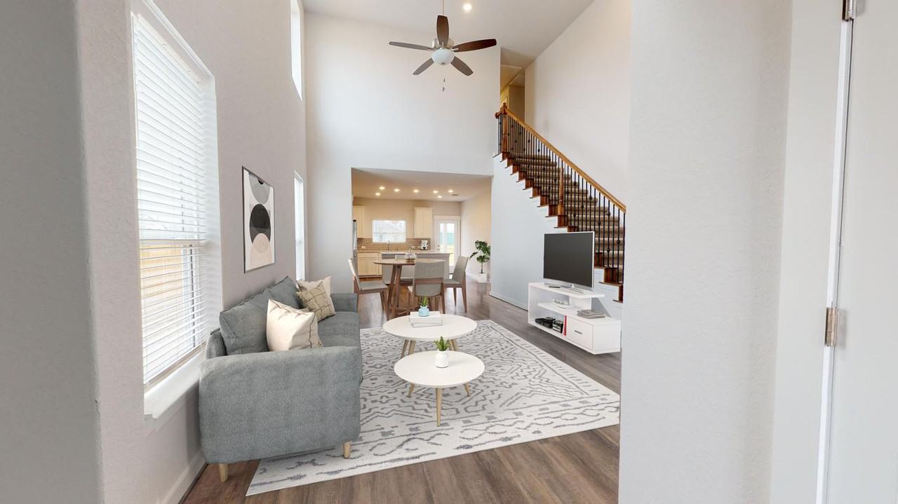 3935 Legend Mdws - Photo 2 of 18