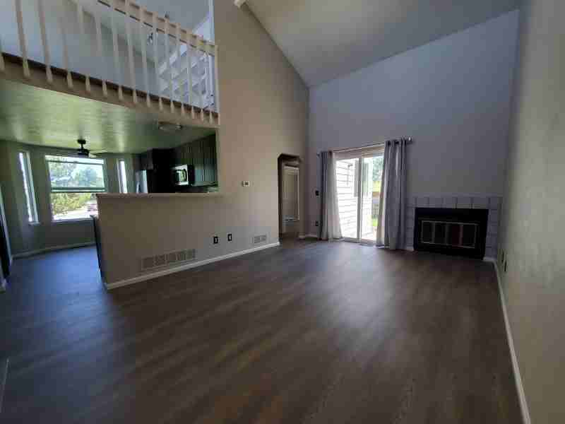 9108 W Plymouth Ave - Photo 3 of 27