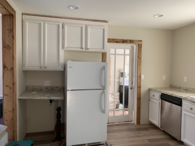 123 Adams Ln - Photo 3 of 18