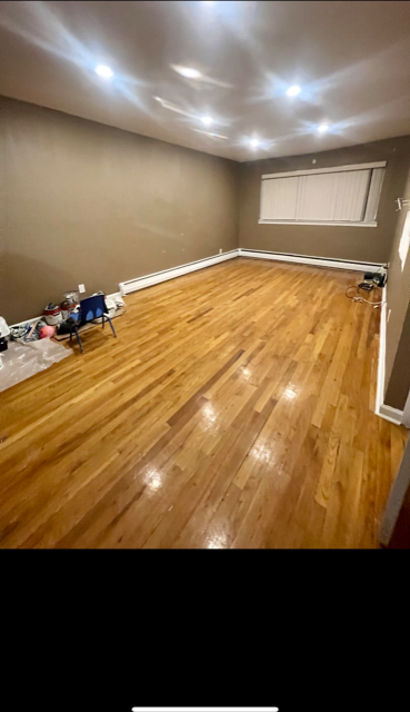 1011 Teller Ave - Photo 2 of 9