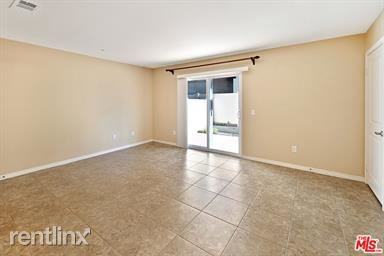 12014 Fairmont Ct - Photo 3 of 10