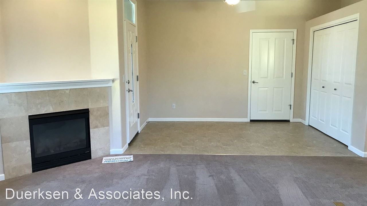 4668 Sw 47th Pl - Photo 2 of 10