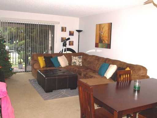 601 Vía Casitas - Photo 2 of 12