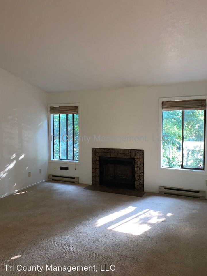 315 Cervantes - Photo 2 of 24