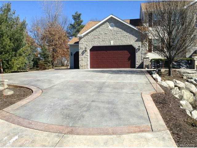 182 Emilee Ln - Photo 3 of 50