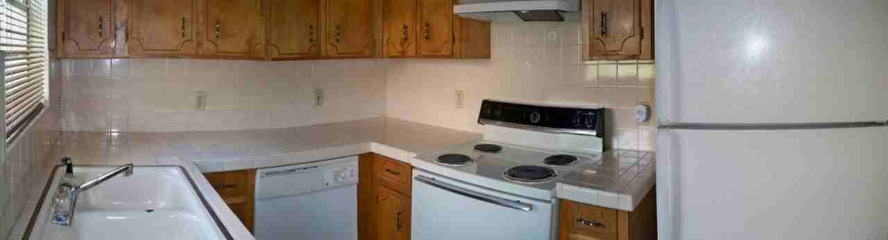 805 W Dean Ave - Photo 2 of 10
