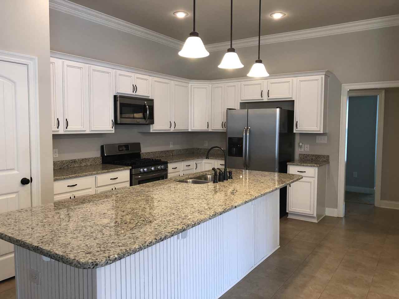 632 Turquoise Dr - Photo 2 of 13