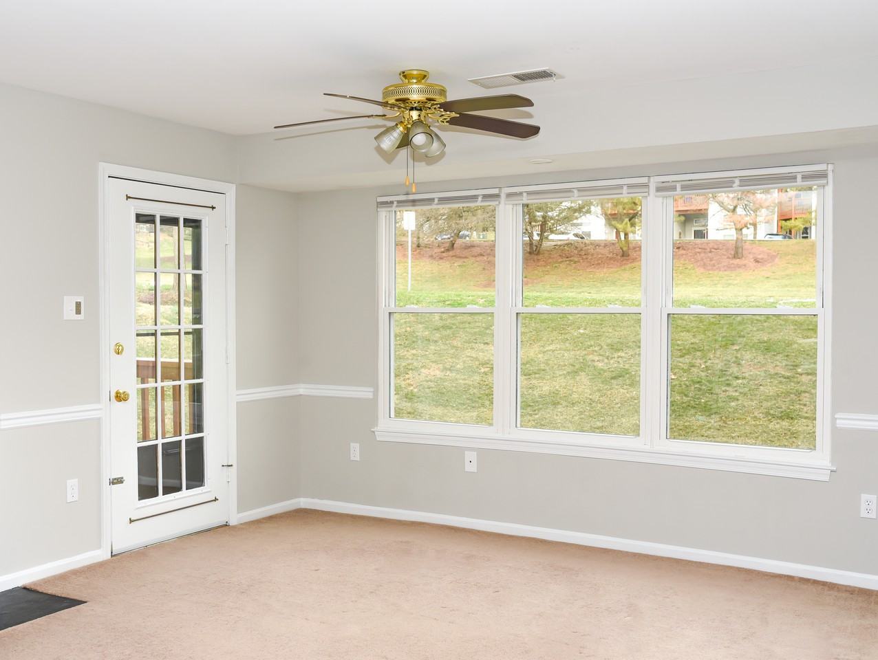 2 Fallen Tree Ct #C - Photo 6 of 22