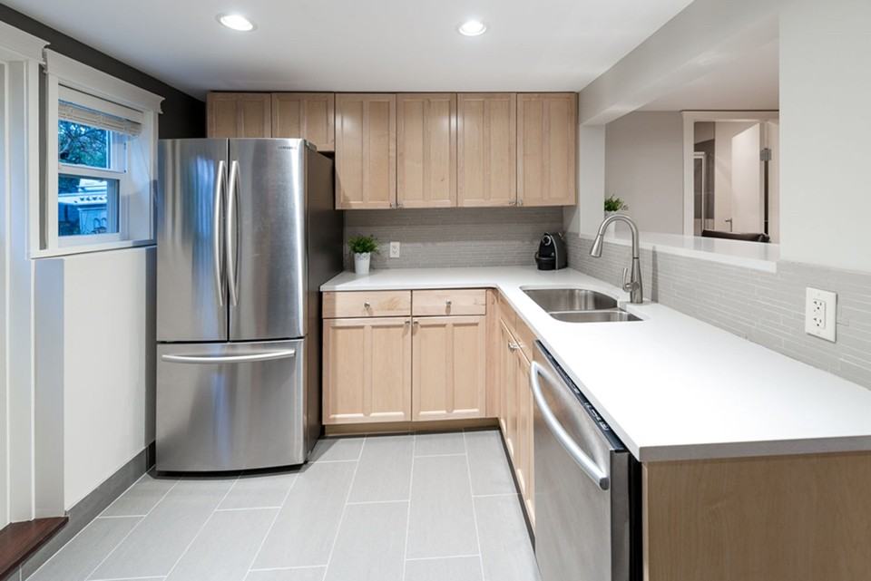 19th St E & Queensbury Ave - Photo 5 of 7