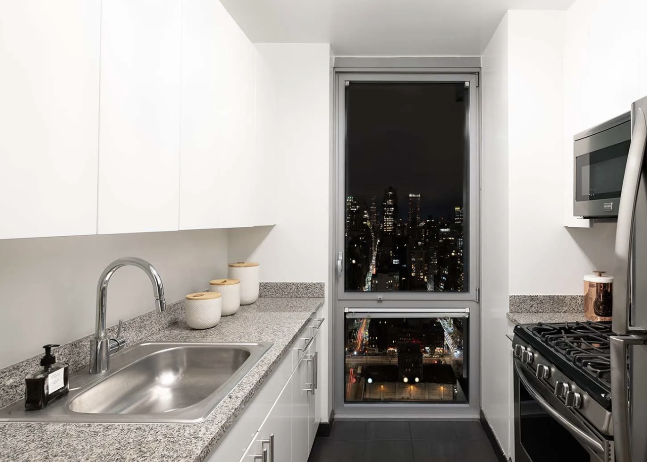 W 37th St & 10th Ave #9 - Photo 2 of 3