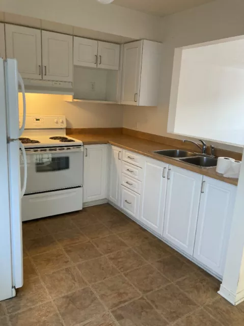 Aviation Pkwy & Ogilvie Rd