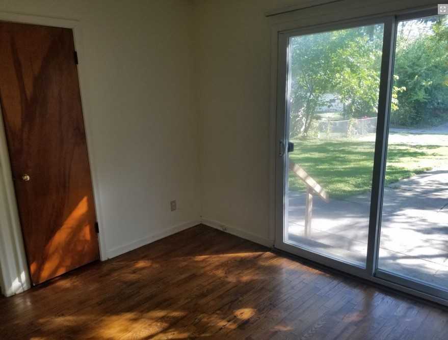515 Smith Avenue - Photo 7 of 10