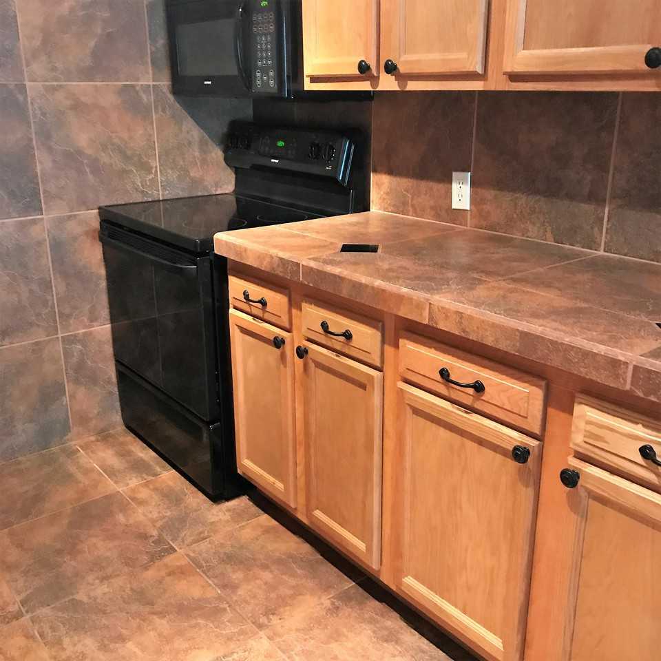 151 Robinson St #14 - Photo 2 of 21