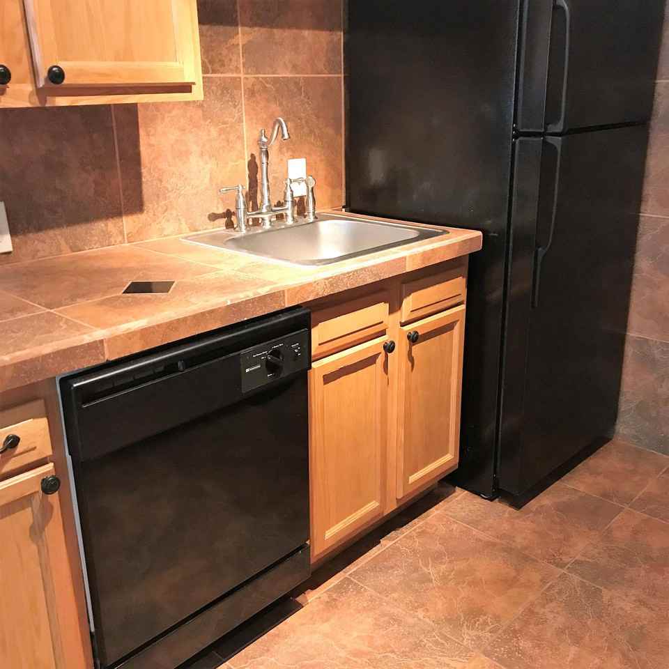 151 Robinson St #14 - Photo 6 of 21