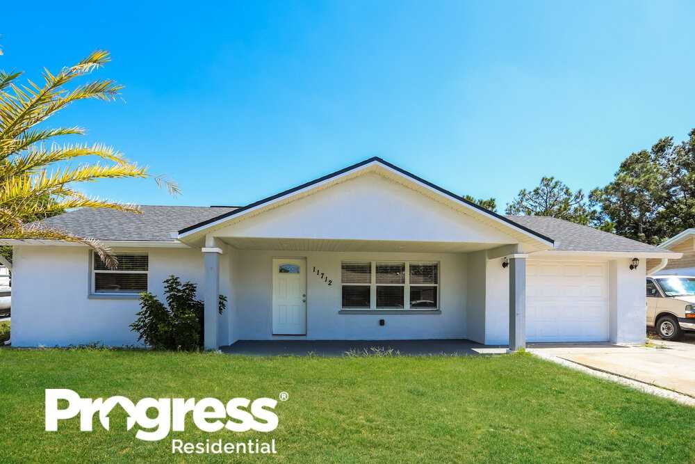 11712 Oceanside Dr - Photo 2 of 25