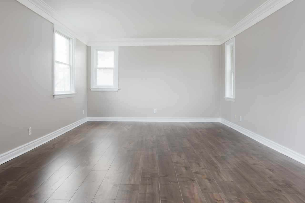 556 Churchill Avenue North #1 - Photo 4 of 15