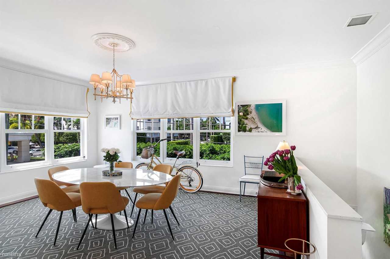 311 Cocoanut Row #201 - Photo 2 of 7