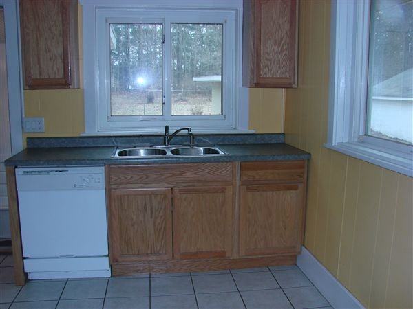 16742 148th Ave - Photo 2 of 9