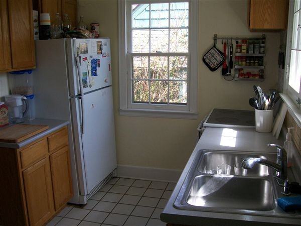 300 Pine Ridge St - Photo 3 of 5