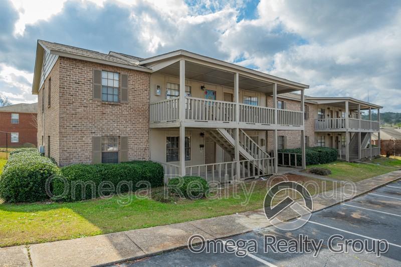 901 25th Ave #C2 - Photo 2 of 31