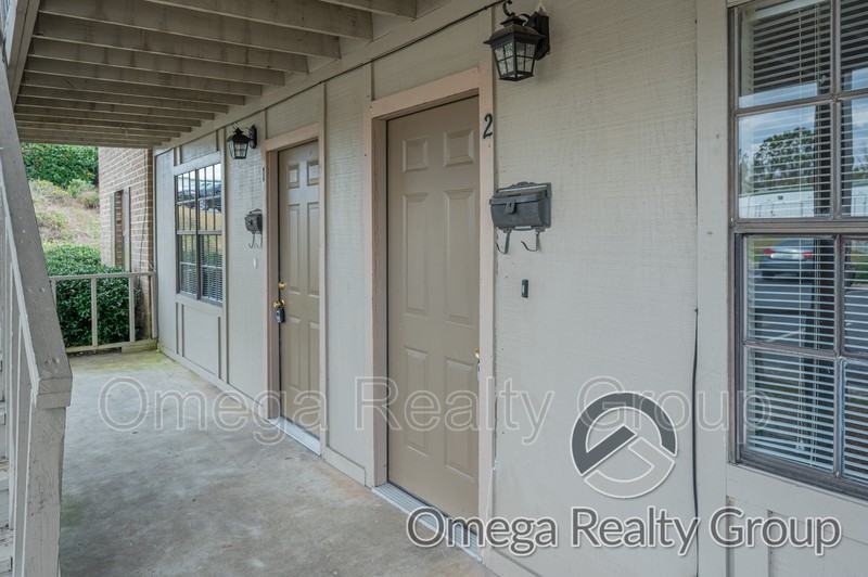 901 25th Ave #C2 - Photo 6 of 31