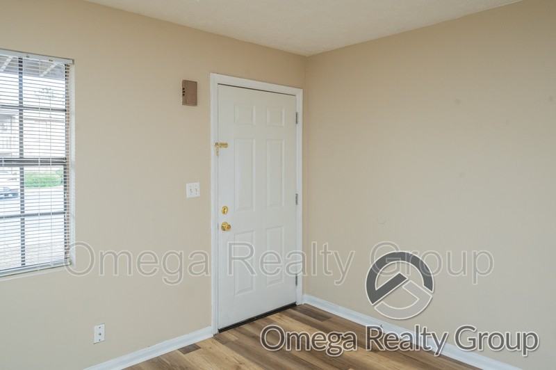 901 25th Ave #C2 - Photo 7 of 31