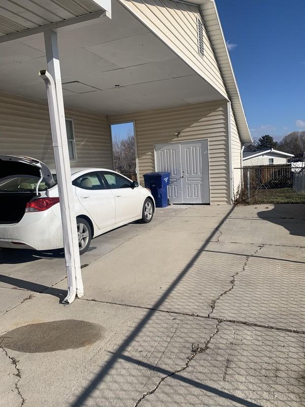 3498 W Valley Heights Dr #84118 - Photo 5 of 30