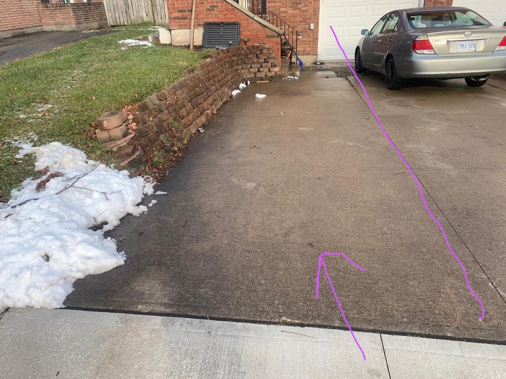 8284 Mundare Crescent - Photo 3 of 7