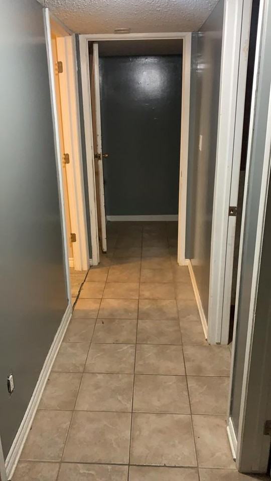 8284 Mundare Crescent - Photo 2 of 7