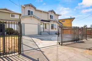 featured image of 2638 Fisher Ave #1