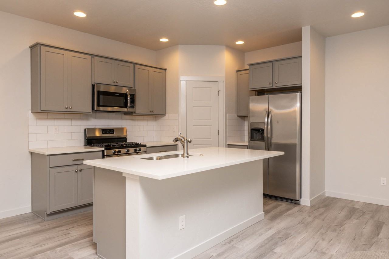 248 N Caracaras Way #1 - Photo 6 of 20