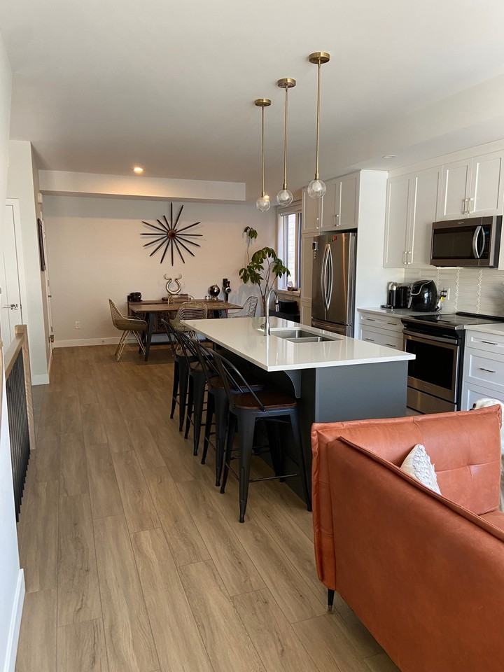 Scott St & Hinchey Ave