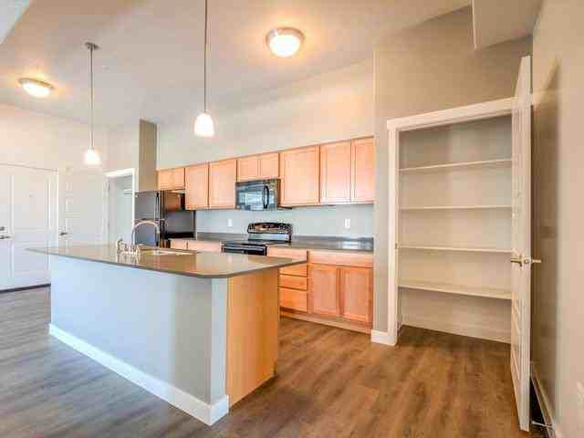 40 N Orem Blvd - Photo 6 of 17