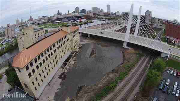 River Place Lofts - Photo 3 of 17