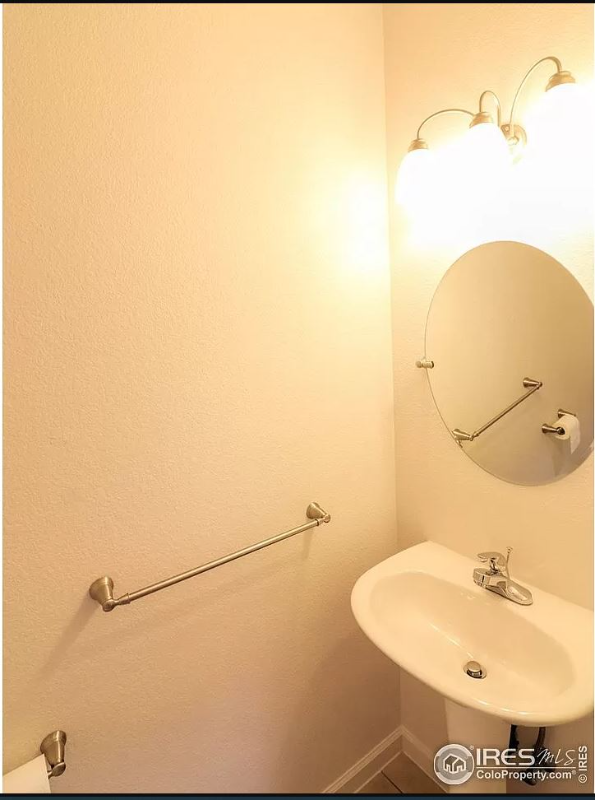 2426 Parkfront Dr - Photo 5 of 17