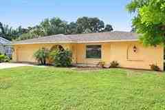 1720 Alta Vista St - Photo 2 of 20