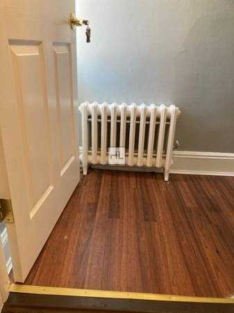 2924 Williamsbridge Rd #1 - Photo 2 of 11