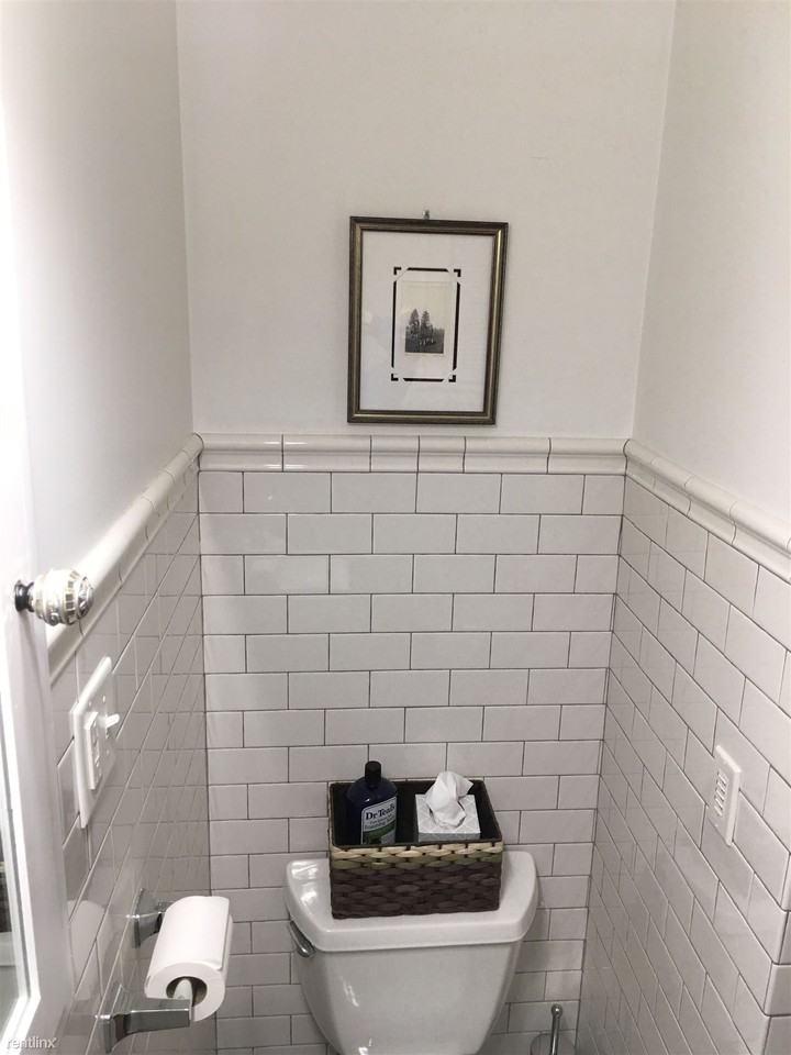 225 Houston Pl - Photo 2 of 42