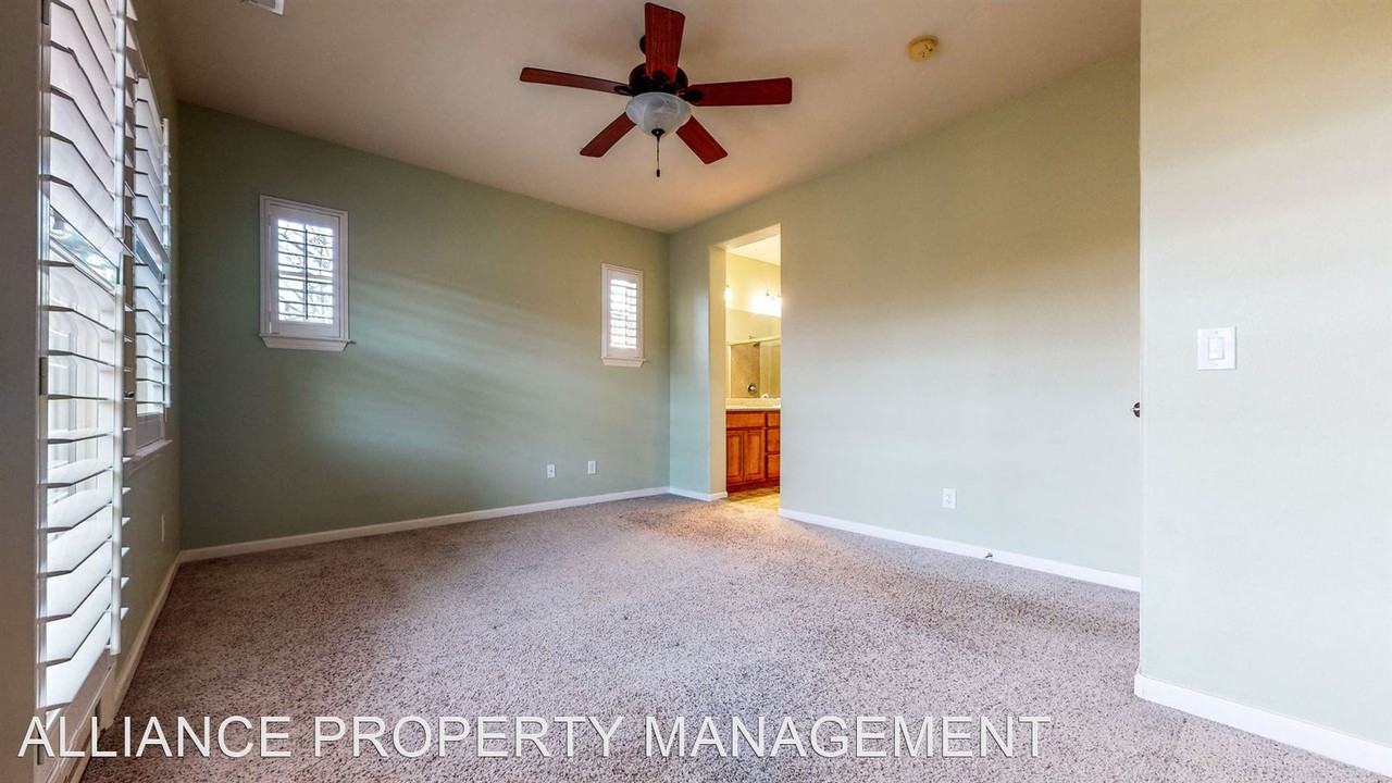 190F Healdsburg Ave - Photo 3 of 21