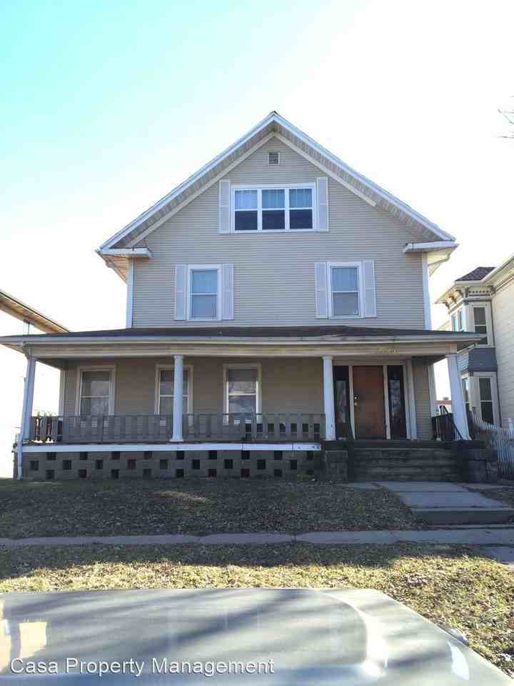 2727 P street - Photo 2 of 9