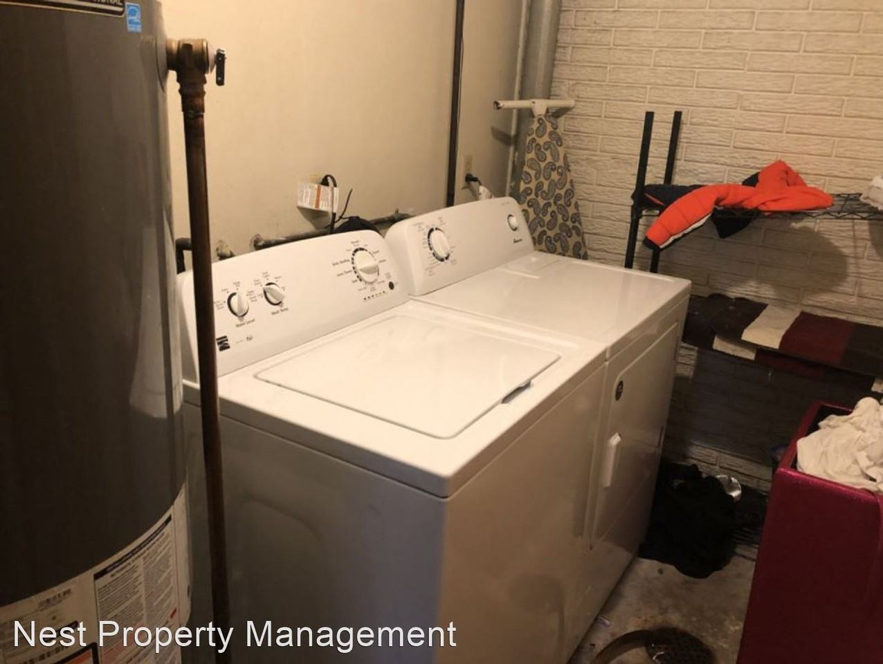 2733 Wayne Ave - Photo 3 of 6