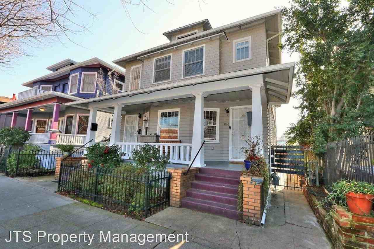 1116 G St - Photo 3 of 50