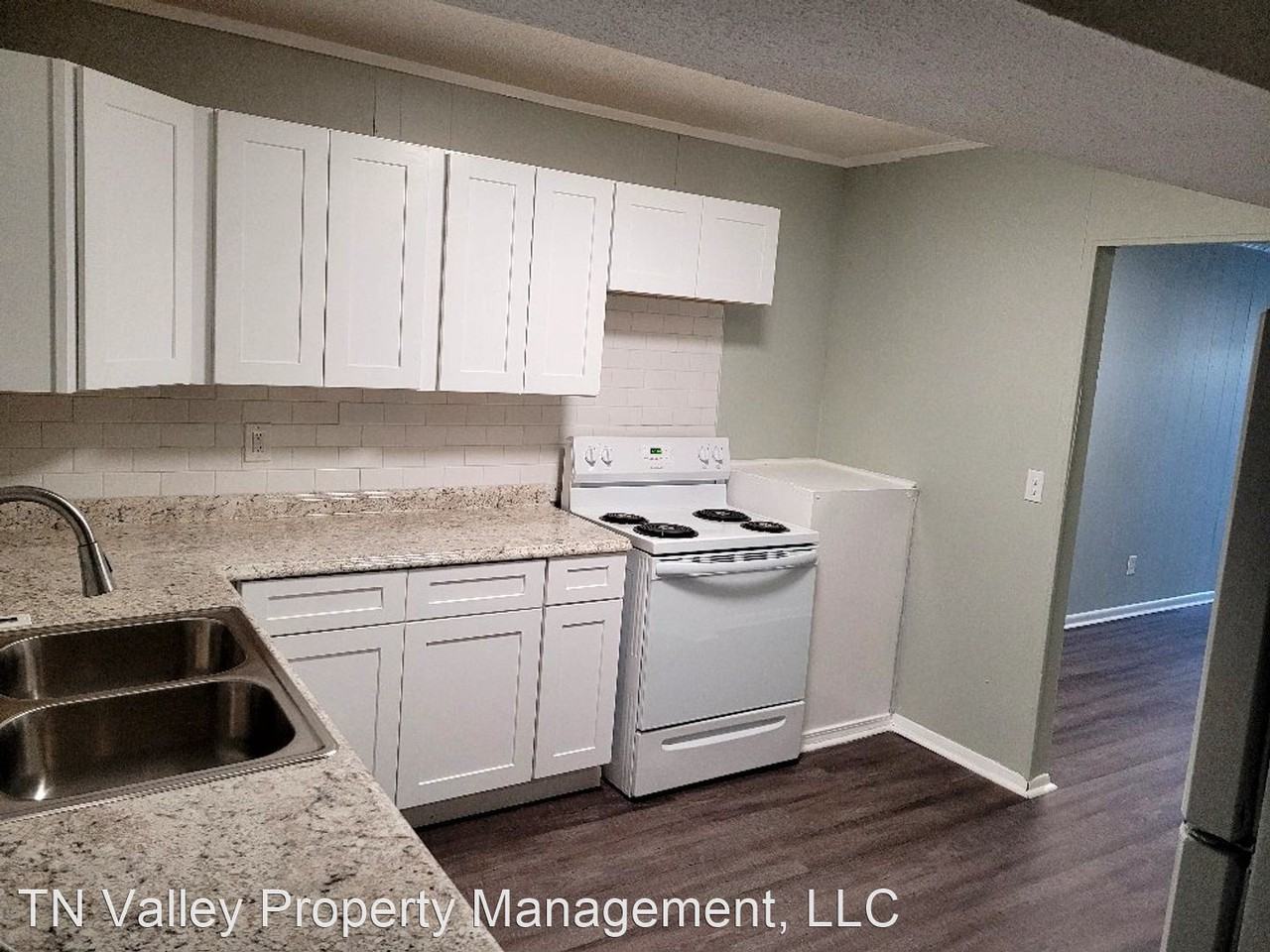 3917 Thomas Rd SW - Photo 2 of 5