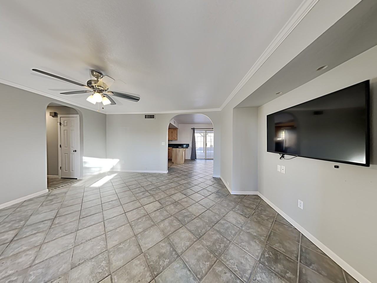 3815 Reservation Dr - Photo 2 of 16