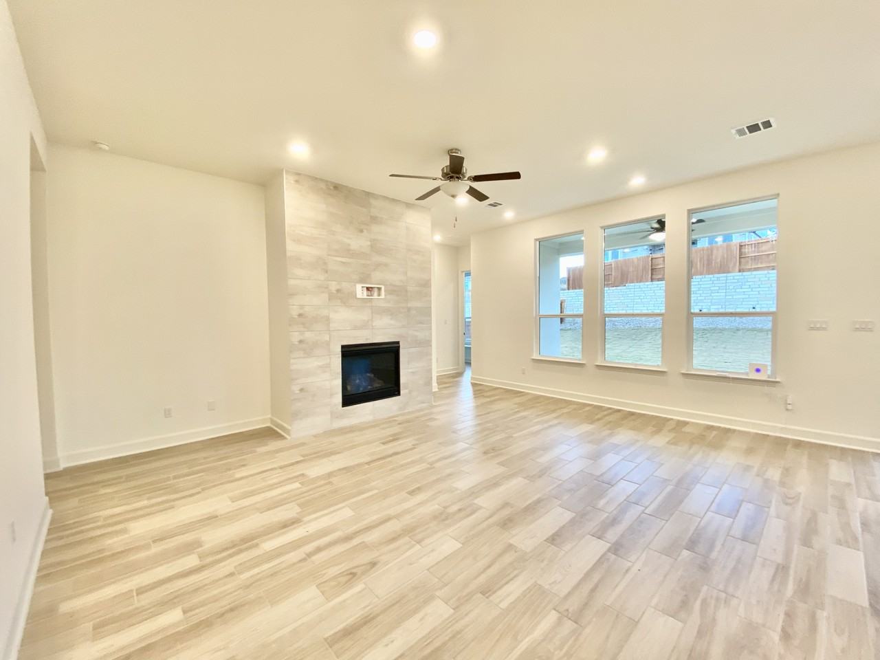 6009 Cimarron Ridge Ln - Photo 3 of 12