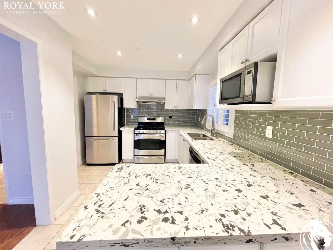 30 Stockport Rd #1 - Photo 3 of 24