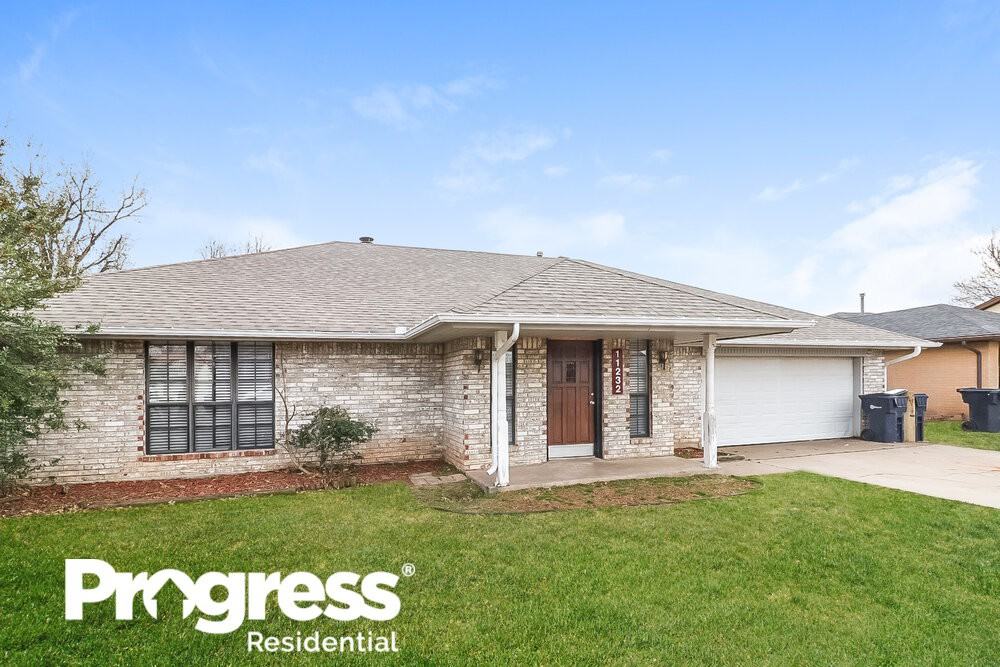 11232 Davis Ct - Photo 3 of 25