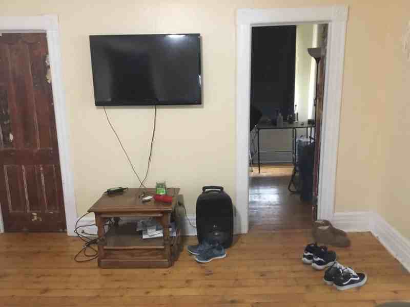 1029 Downer Ave #1stFL - Photo 3 of 11