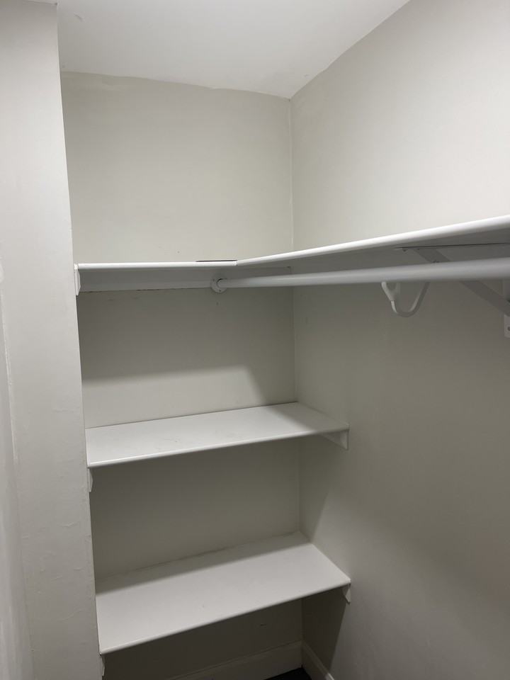 Clover hill - Photo 2 of 15